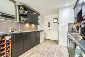 Photo 17- click for photo gallery